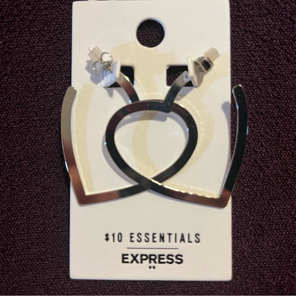 Express Silver Heart Hoop Earrings - New With Tags - Picture 4 of 7